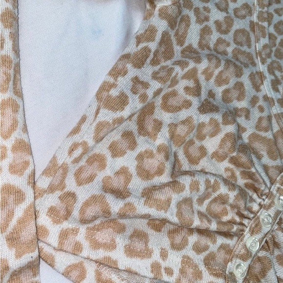 PJ set - Picture 3 of 11